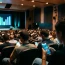 Sondaggi e quiz in sala: come tenere sveglio il pubblico e misurare l’evento